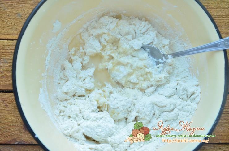 Как испечь белый хлеб с сыром и зеленым луком - универсальный бабушкин рецепт с пошаговыми фото
