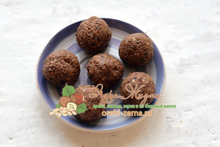 шоколадные конфеты с финиками и кокосовой стружкой рецепт в домашних условиях