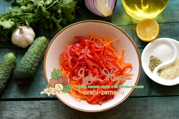 салат с фунчозой и овощами по-корейски рецепт в домашних условиях